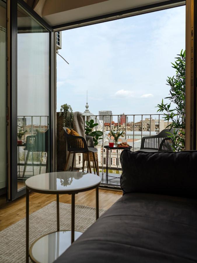 Sunny 2Br Flat - Top Location - Amazing Balcony Bucarest Extérieur photo